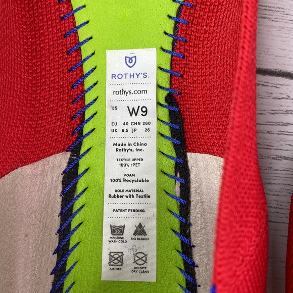 Rothy's Retired Print Red Cardinal Flats Square Toe in Size 9 - Picture 8 of 12